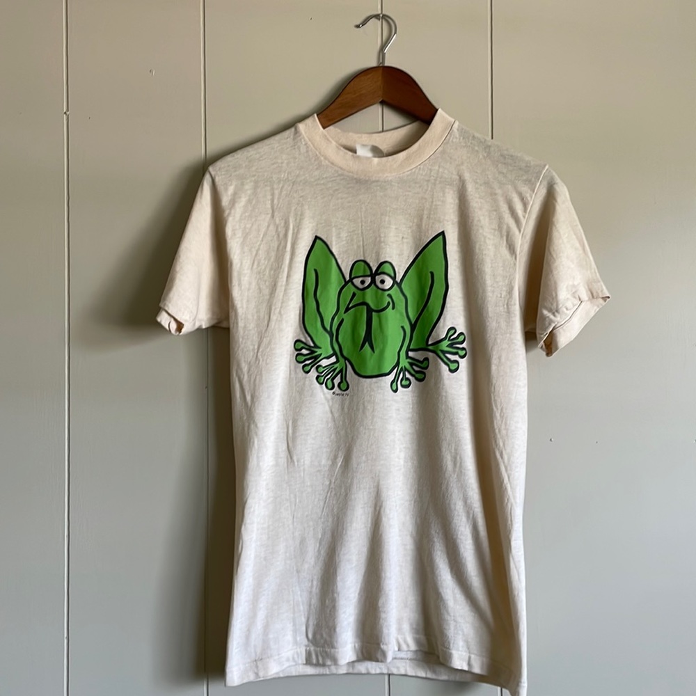 Vintage Stoner Frog Shirt